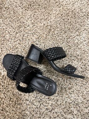 Black Woven Block Heel Sandals - Women Shoes